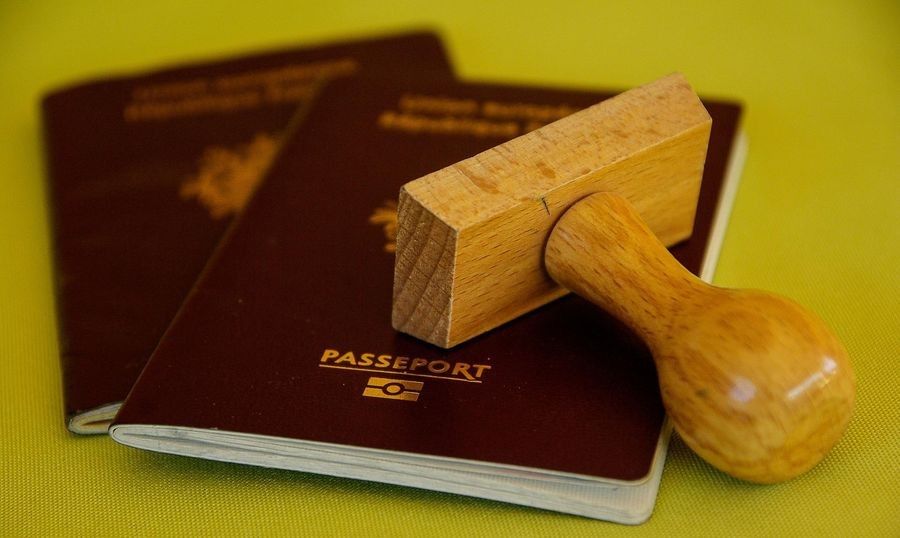 France and Spain Agreed to Dual Citizenship